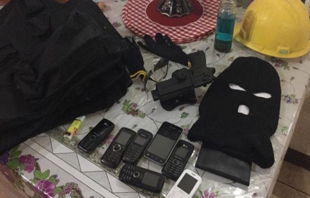 Ir para  <p>A Pol&iacute;cia Civil deflagrou no come&ccedil;o da manh&atilde; desta quarta-feira uma opera&ccedil;&atilde;o para desarticular organiza&ccedil;&otilde;es criminosas respons&aacute;veis por ataques a...